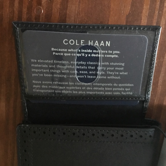 Cole  Haan Men’s Wallet - Picture 9 of 9